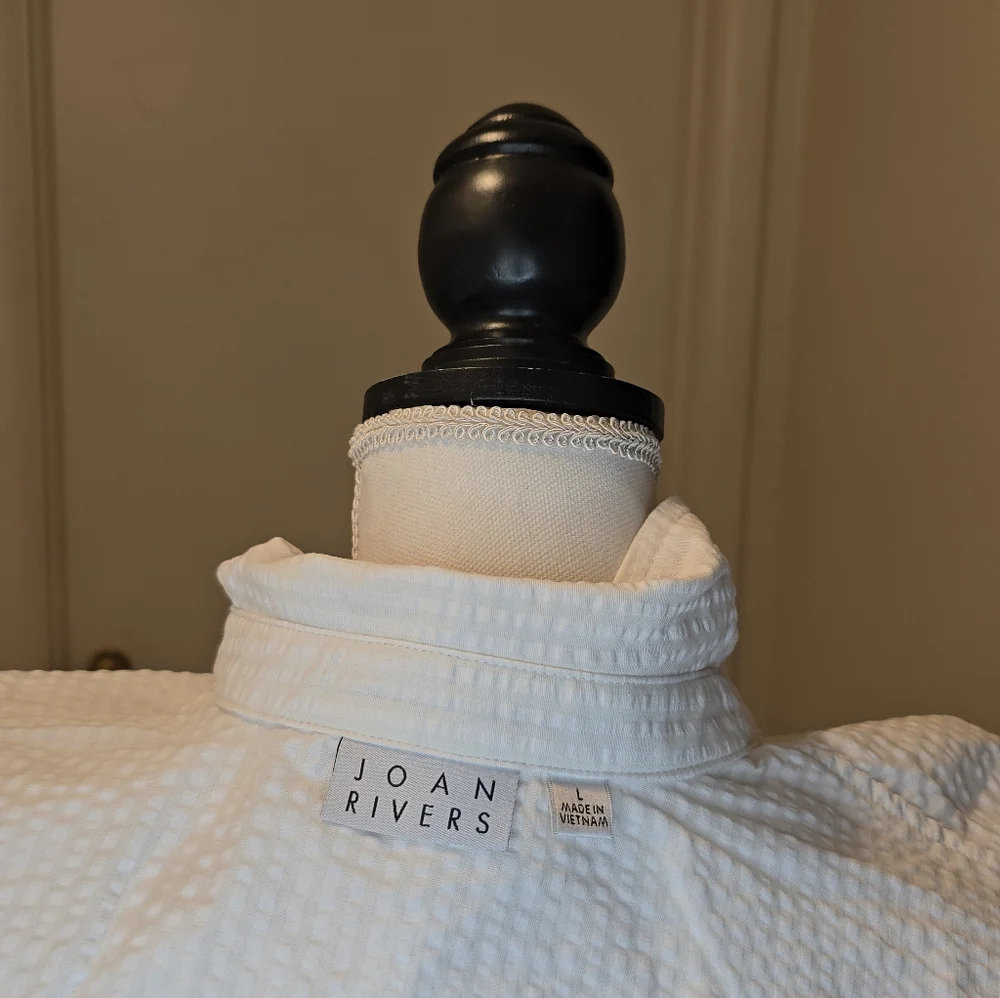 Vintage Joan Rivers White Seersucker Blouse Size Large - Picture 4 of 8